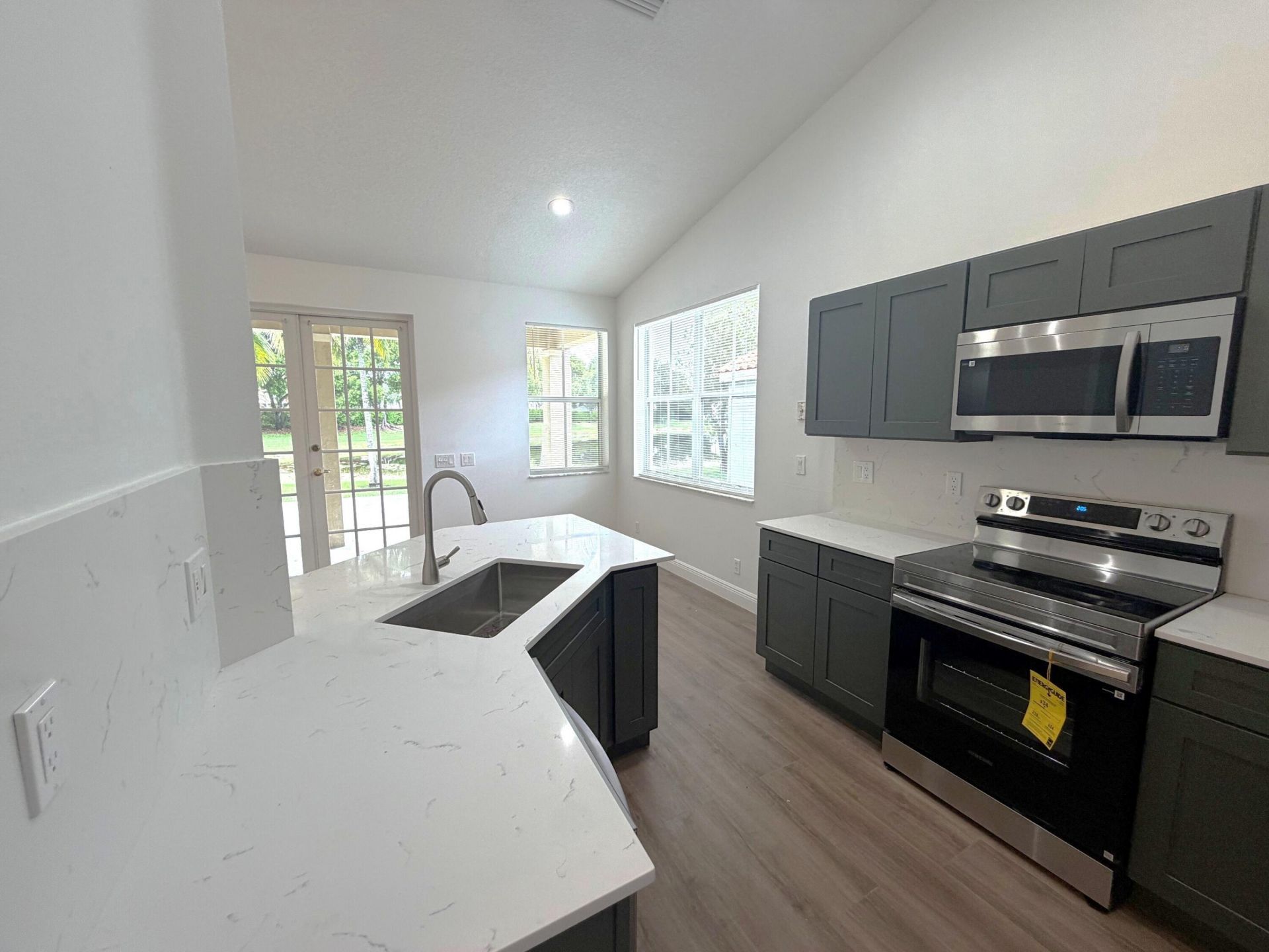853 Sand Creek Circle, Weston, FL 33327 Photo