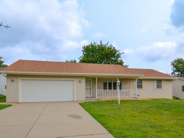 1518 COMMANCHE DRIVE, Green Bay, WI 54313
