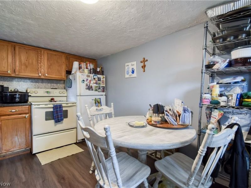 902 Quentin Road, Eastlake, OH 44095 Photo 3