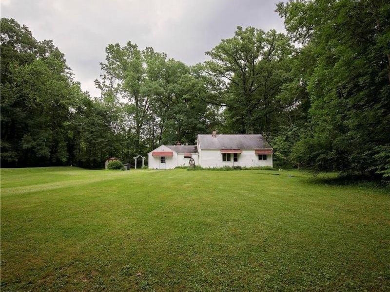14915 Marks Road, Strongsville, OH 44149 Photo 1