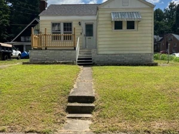1903 McVeigh Ave, HUNTINGTON, WV 25701