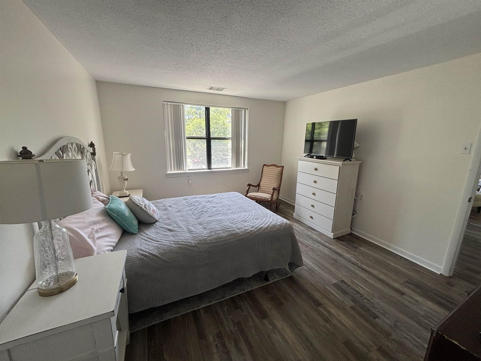 5001 Little River Rd.  Photo 9