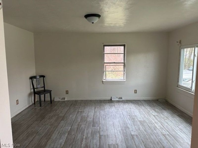 48 6th Street , Campbell, OH 44405 Photo 3