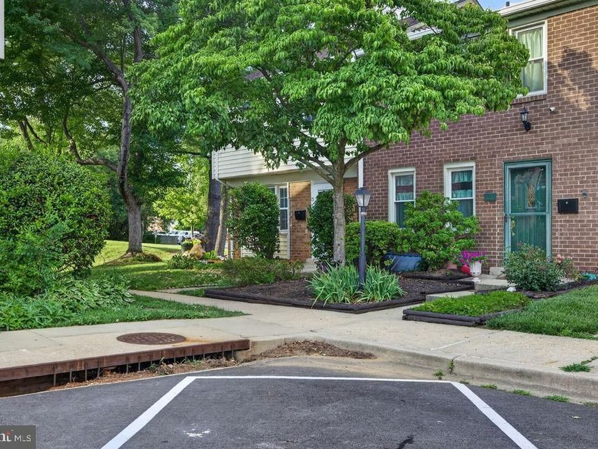 19 Big Acre Square , Unit 20-1, Gaithersburg, MD 20878 Main Photo