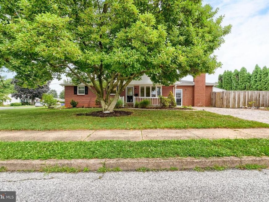 401 James Street, Mechanicsburg, PA 17055 Main Photo