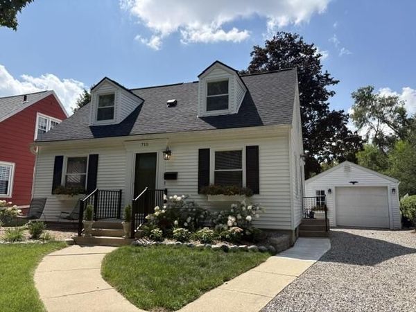 715 Linda Vista Street, Ann Arbor, MI 48103