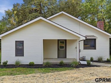 702 S 15th Street, Nebraska City, NE 68410