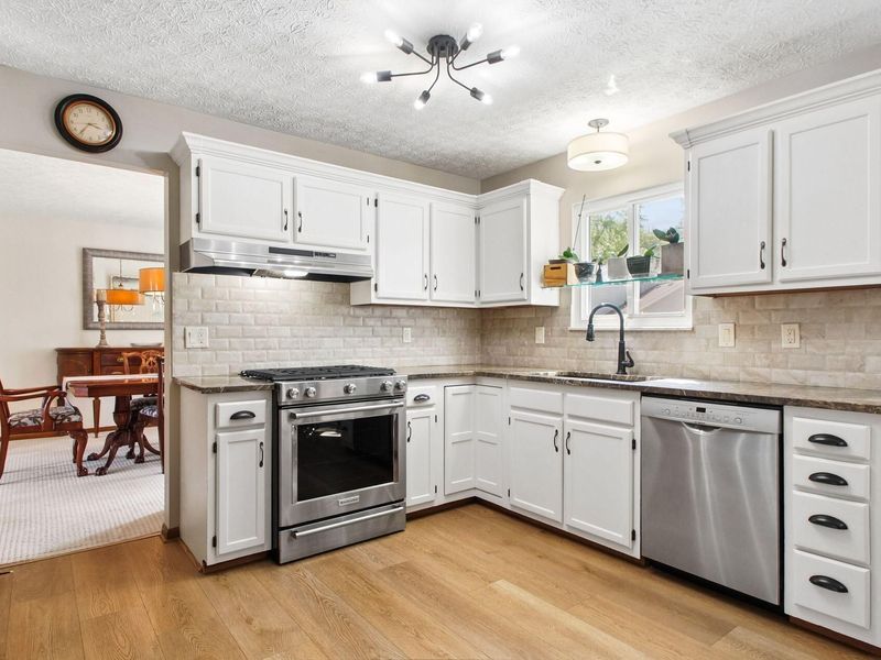 7973 Brookpoint Place , Westerville, OH 43081 Photo 12