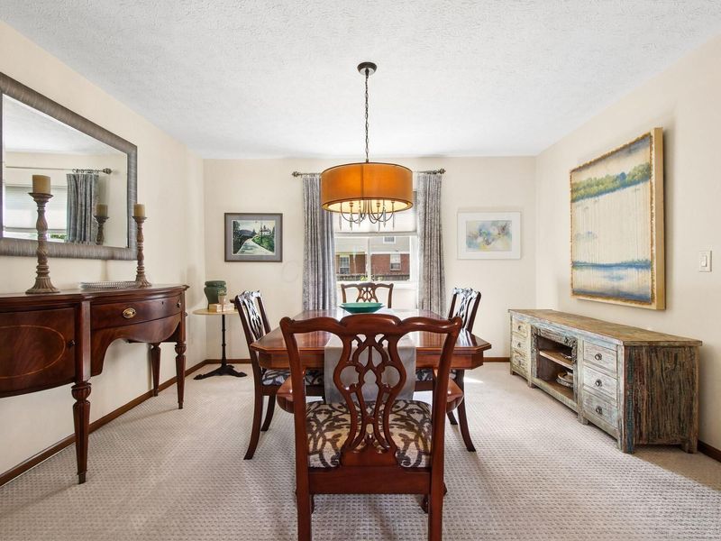 7973 Brookpoint Place , Westerville, OH 43081 Photo 8