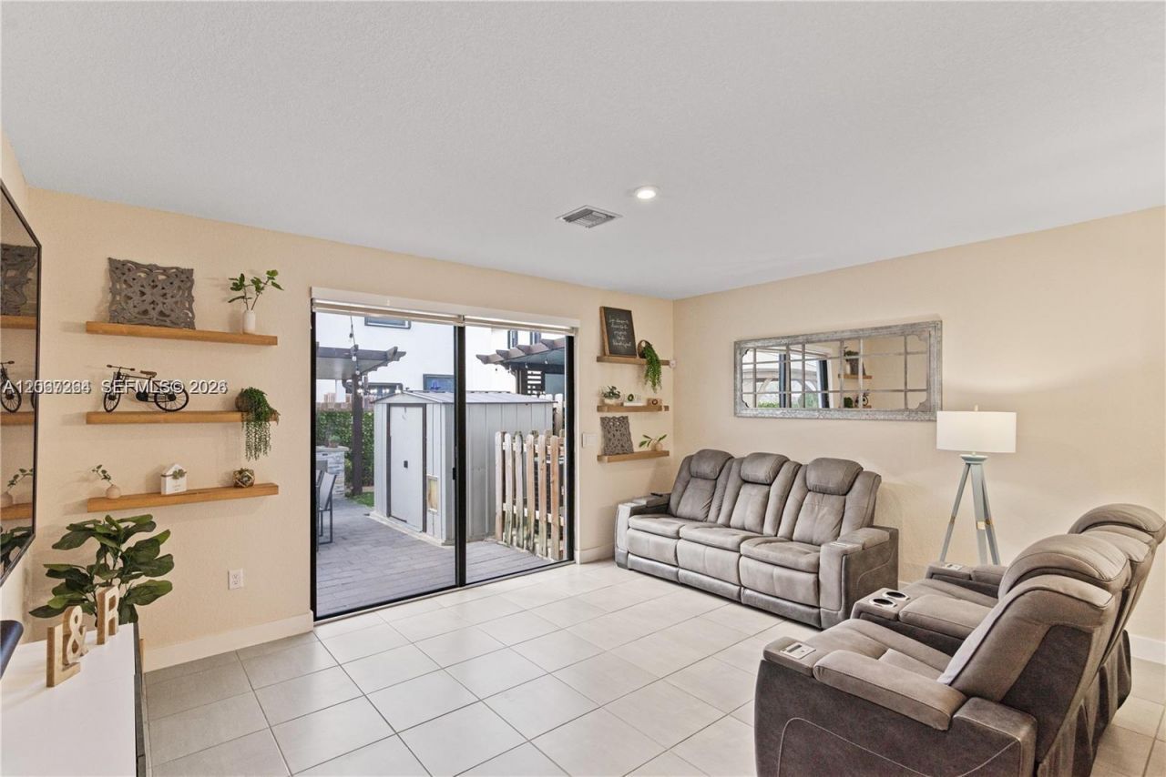 23296 SW 110th Ct , Unit 23296, Homestead, FL 33032 Photo