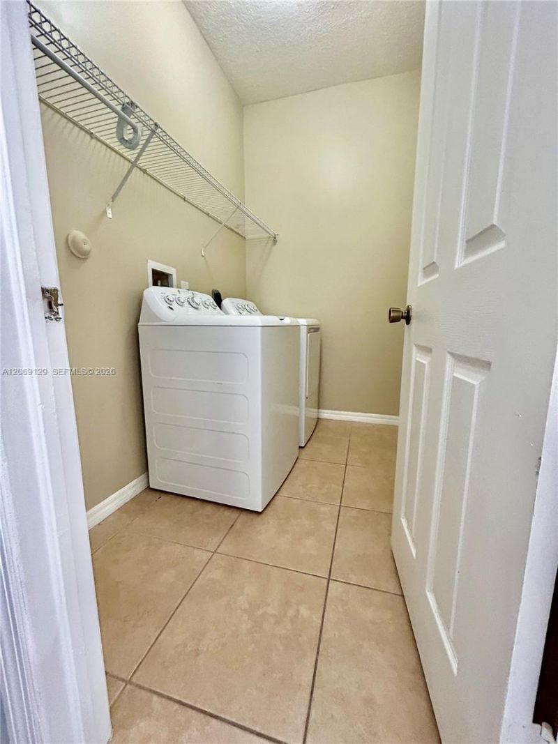 607 NE 35th Ave , Unit 607, Homestead, FL 33033 Photo