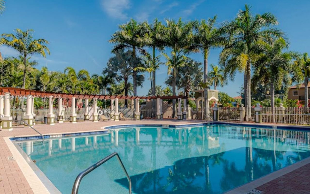 607 NE 35th Ave , Unit 607, Homestead, FL 33033 Photo