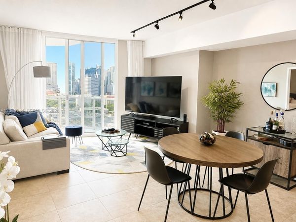 185 SW 7th St , Unit 1505, Miami, FL 33130