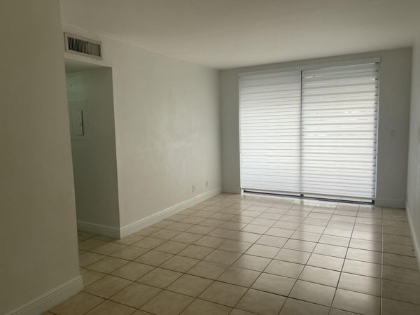 8185 NW 7TH Street, Unit 103, Miami, FL 33126