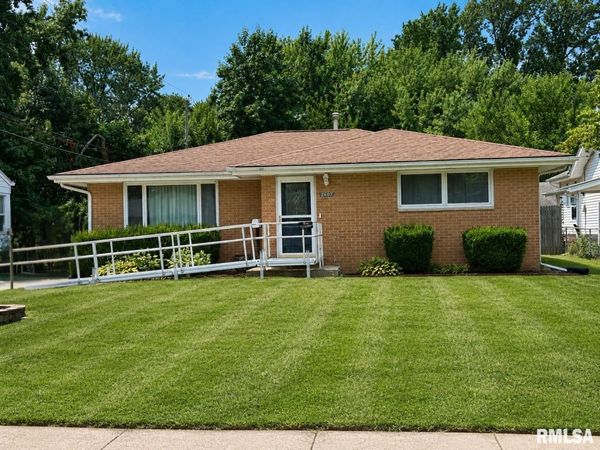 2607 S LINCOLN Avenue, Springfield, IL 62704