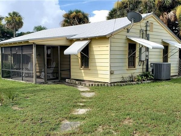 2310 NE Park Street, Jensen Beach, FL 34957