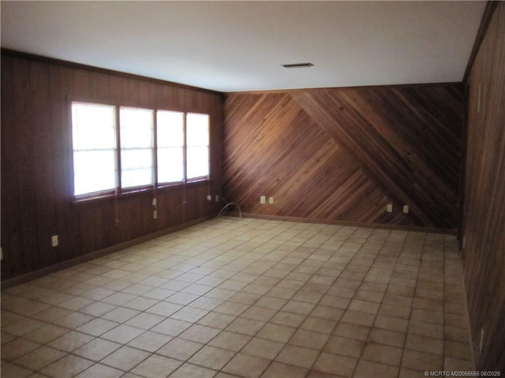 2310 NE Park Street, Jensen Beach, FL 34957 Photo