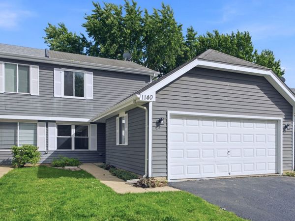 1140 Brunswick Lane , Aurora, IL 60504