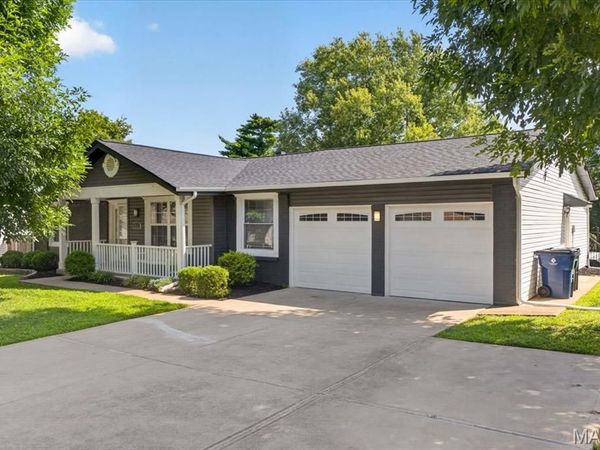1712 Pensacola Drive, Unincorporated, MO 63146