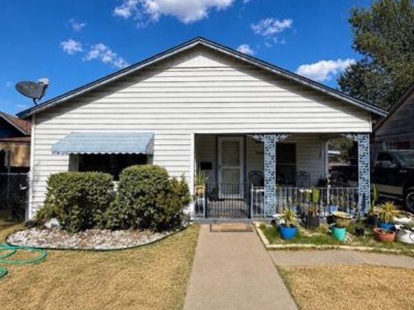 2118 Roosevelt Avenue, Fort Worth, TX 76164