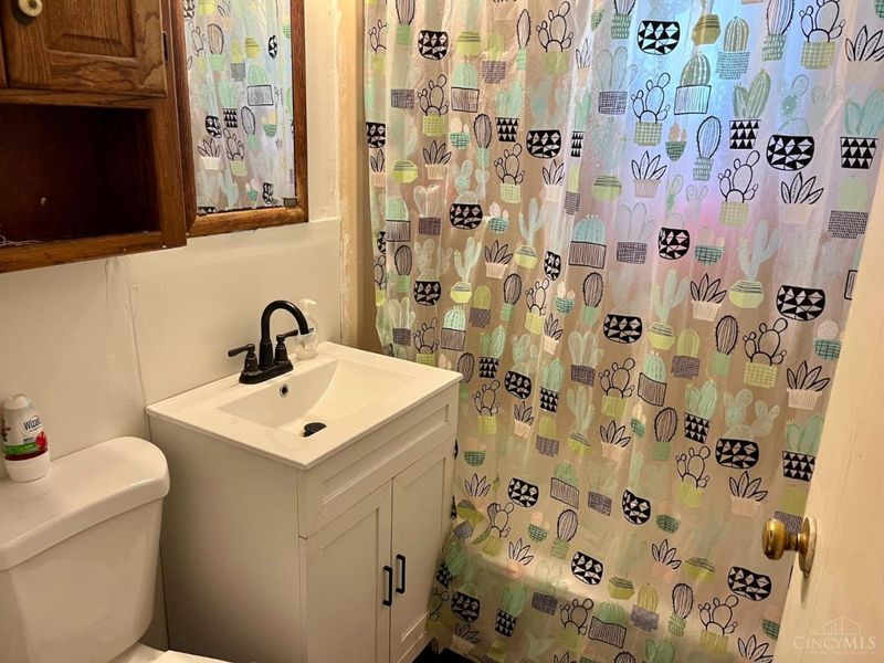 3308 Lapland Drive, Colerain Township, OH 45239 Photo 8