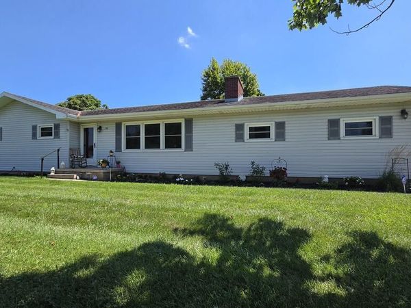 198 Stinson Drive, Clarksburg, OH 43115