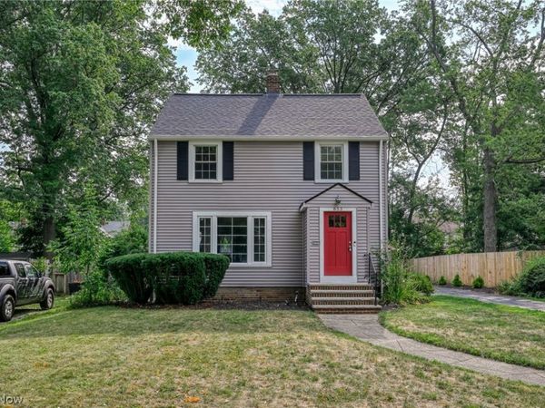 853 Beverly Road , Cleveland Heights, OH 44121