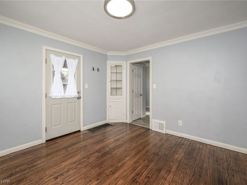 853 Beverly Road, Cleveland Heights, OH 44121 Photo 8