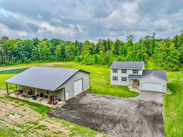 8860 Williams Road , Chardon, OH 44024