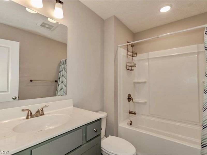8860 Williams Road, Chardon, OH 44024 Photo 19