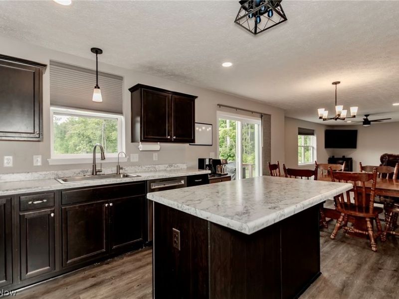 8860 Williams Road, Chardon, OH 44024 Photo 8