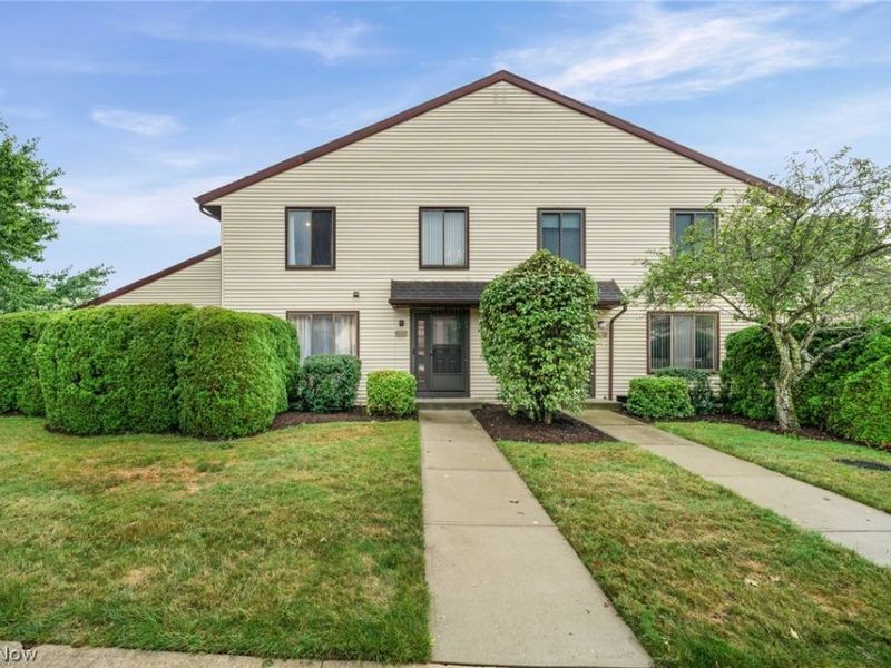 32659 Jefferson Drive, Solon, OH 44139 Photo 2
