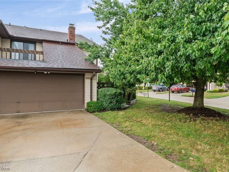 32659 Jefferson Drive, Solon, OH 44139 Photo 3