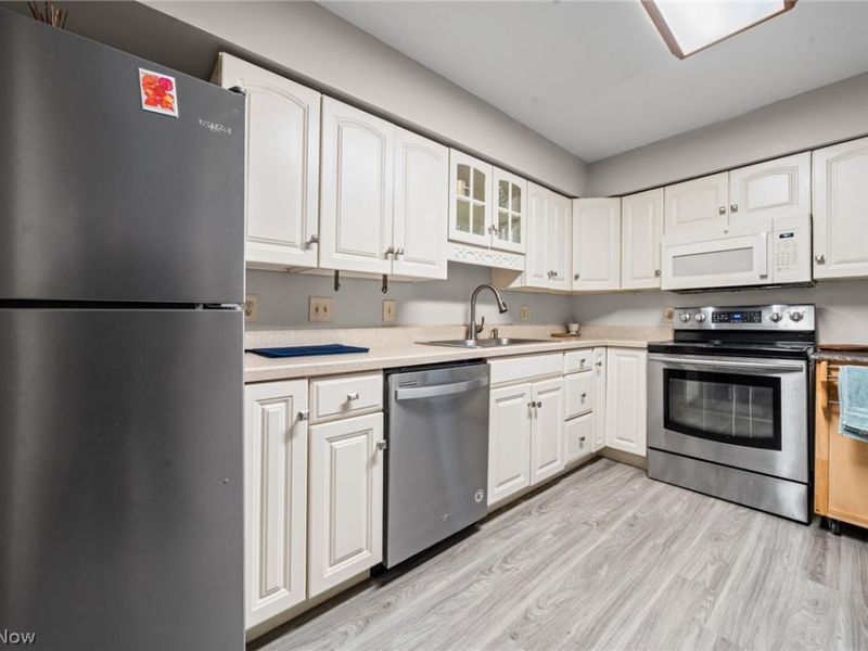 32659 Jefferson Drive, Solon, OH 44139 Photo 9