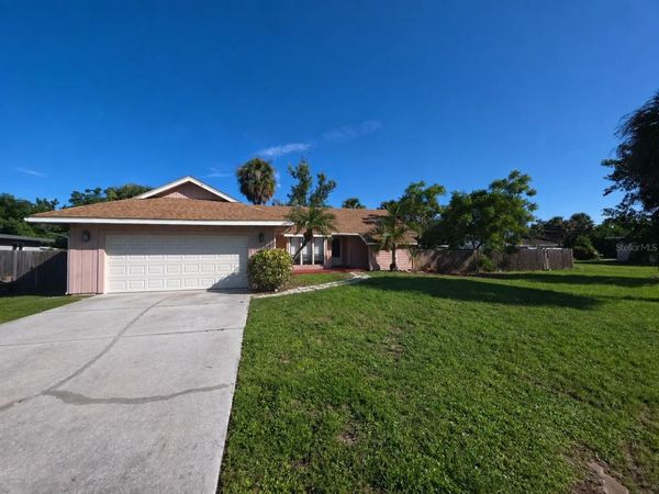 700 SOUTH VENICE AVENUE , VENICE, FL 34293