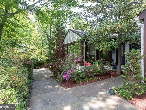 5628 KNOLLWOOD ROAD, BETHESDA, MD 20816