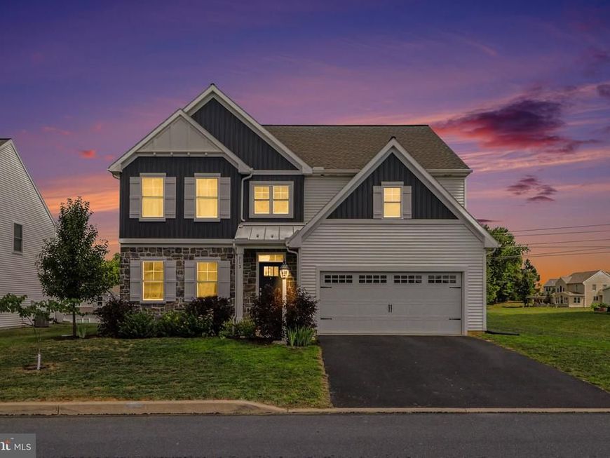 713 Evelyn Avenue, Mechanicsburg, PA 17055 Main Photo