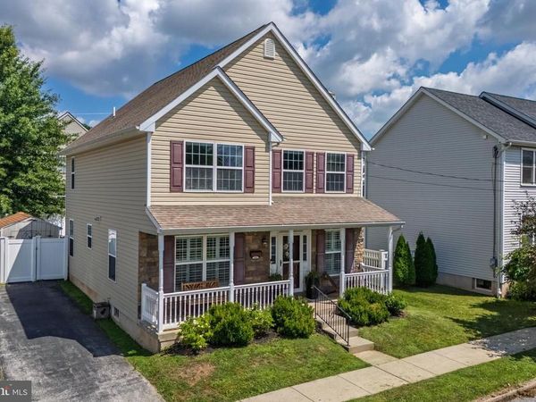 521 RHOADES STREET, PHOENIXVILLE, PA 19460