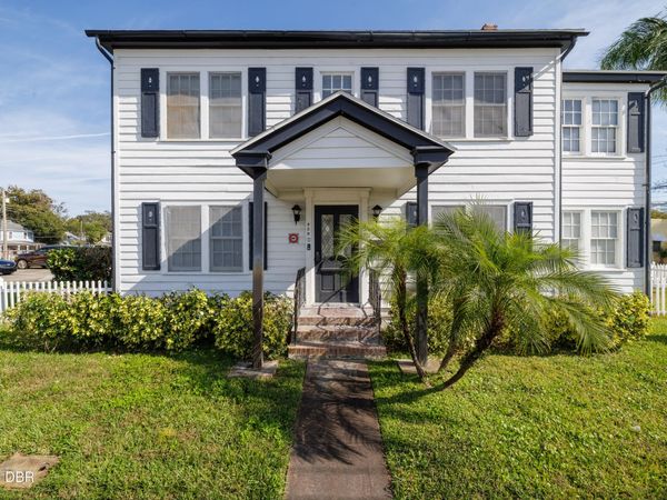 429 N Ridgewood Avenue, Daytona Beach, FL 32114