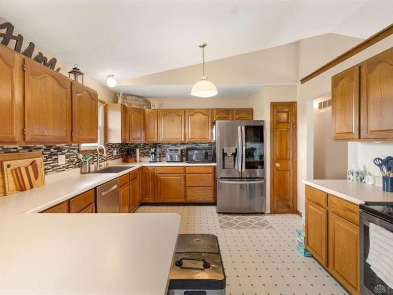 3333 Rocky Point Rd, Springfield, OH 45502 Photo 11
