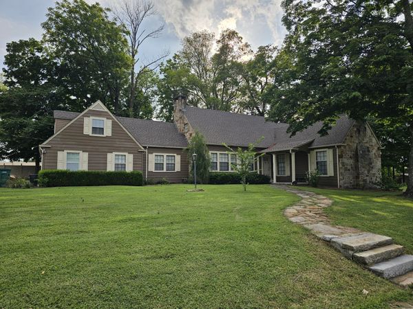110 S Porter St , Winchester, TN 37398