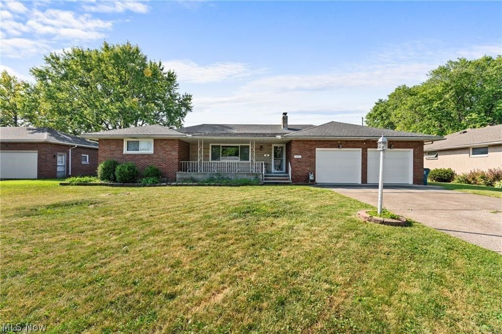 1731 W 36th Street, Lorain, OH 44053 Main Photo