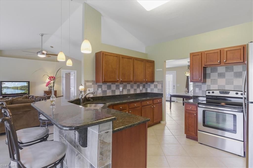 8141 Liriope Loop , Lehigh Acres, FL 33972 Photo