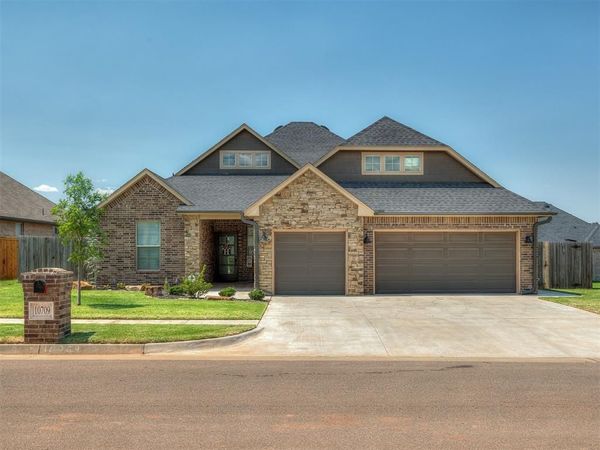 10709 Coeur Court, Yukon, OK 73099