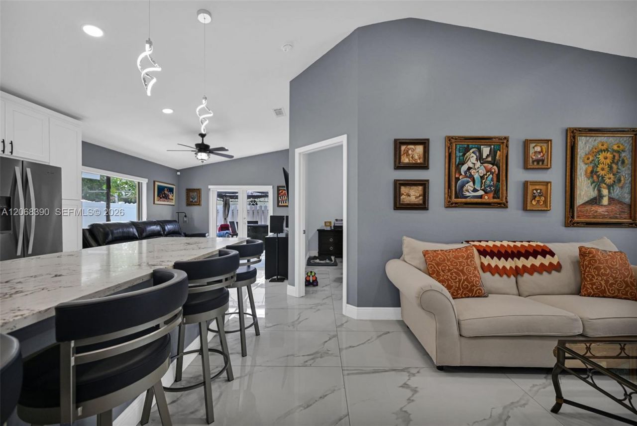 17640 SW 4th Ct , Pembroke Pines, FL 33029 Photo