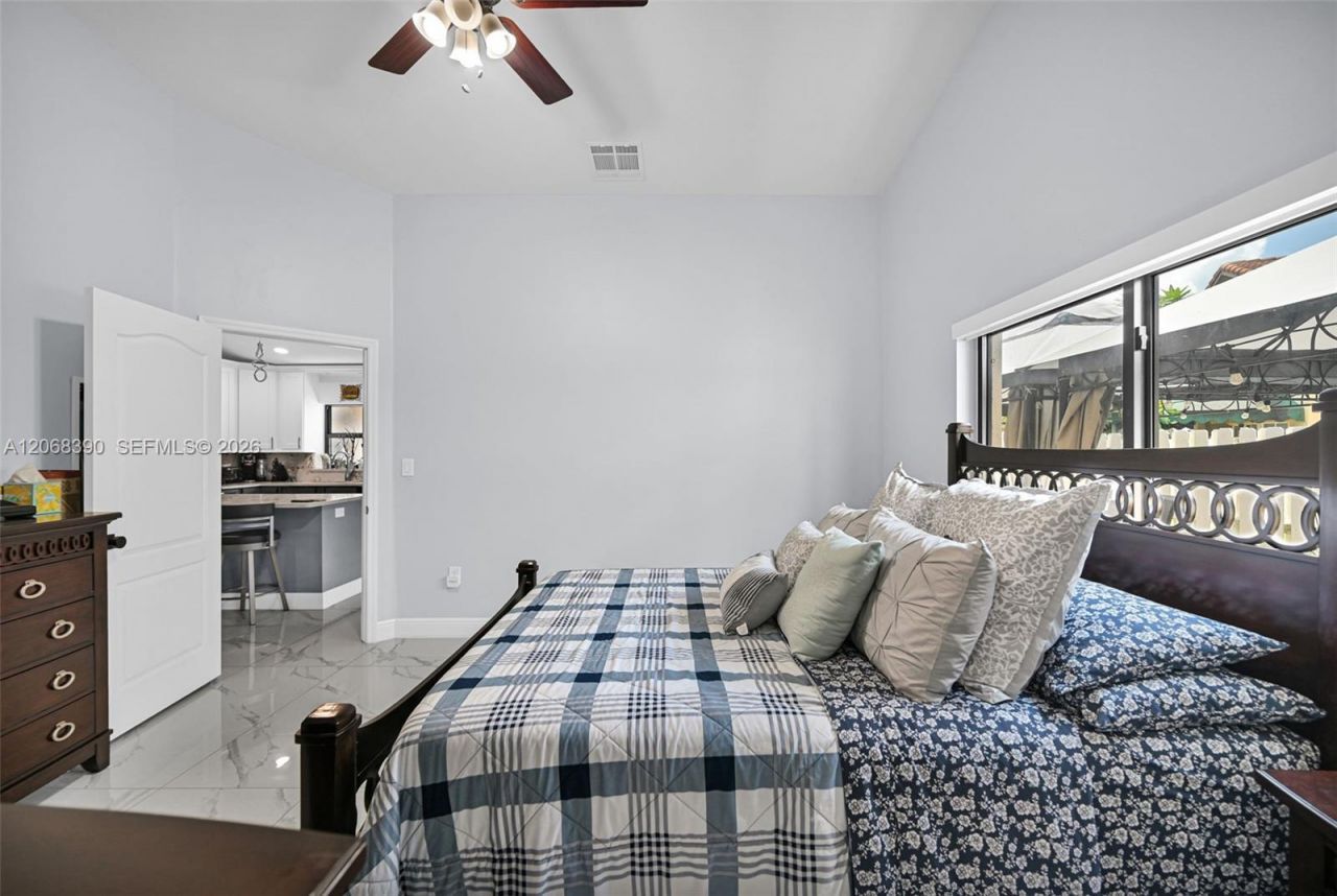 17640 SW 4th Ct , Pembroke Pines, FL 33029 Photo