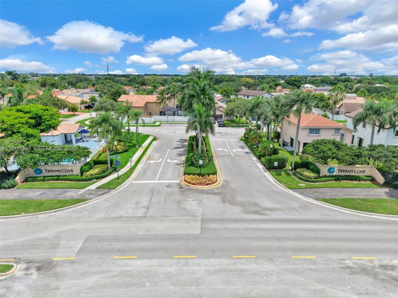 17640 SW 4th Ct , Pembroke Pines, FL 33029 Photo