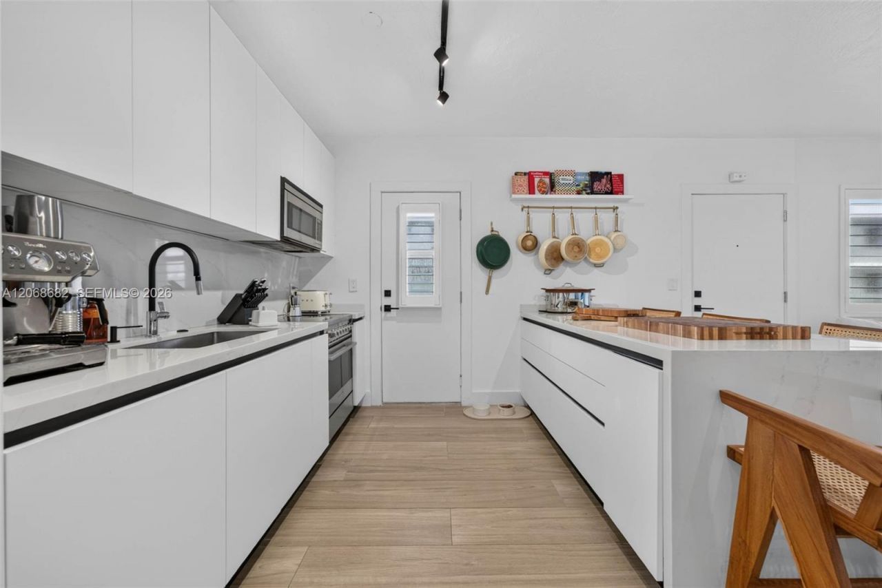 2924 Day Ave , Unit N314, Miami, FL 33133 Photo