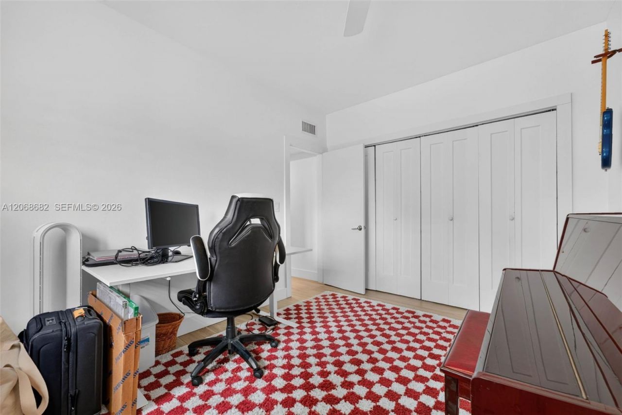 2924 Day Ave , Unit N314, Miami, FL 33133 Photo