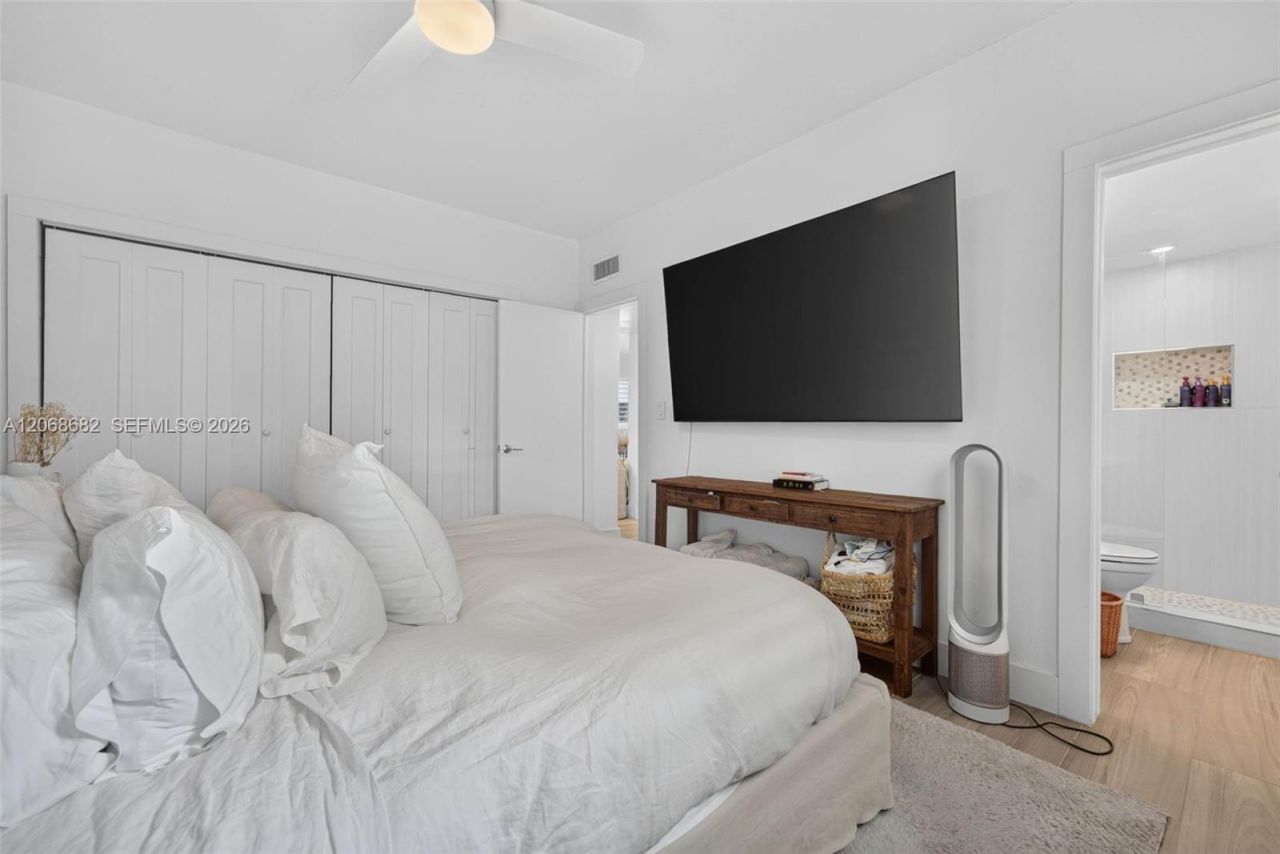 2924 Day Ave , Unit N314, Miami, FL 33133 Photo
